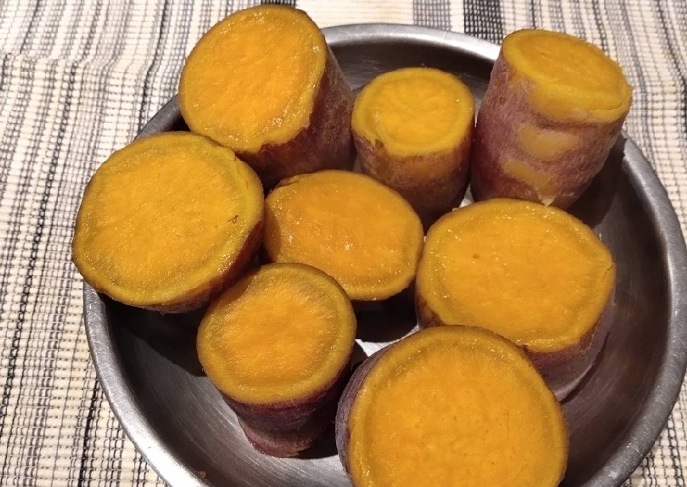 Steamed Sweet Potatoes