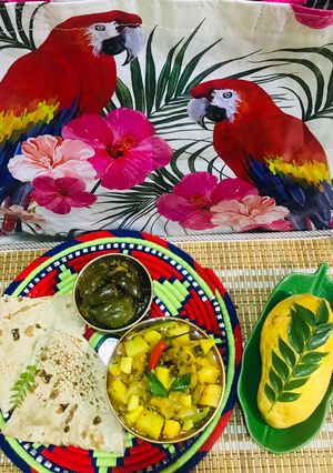 A picture of Mango (Amras) Aloo Curry.