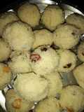 Suji ladoo (rava ladoo)