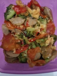 Foto resep Tumis BroBaks (Brokoli + Bakso)