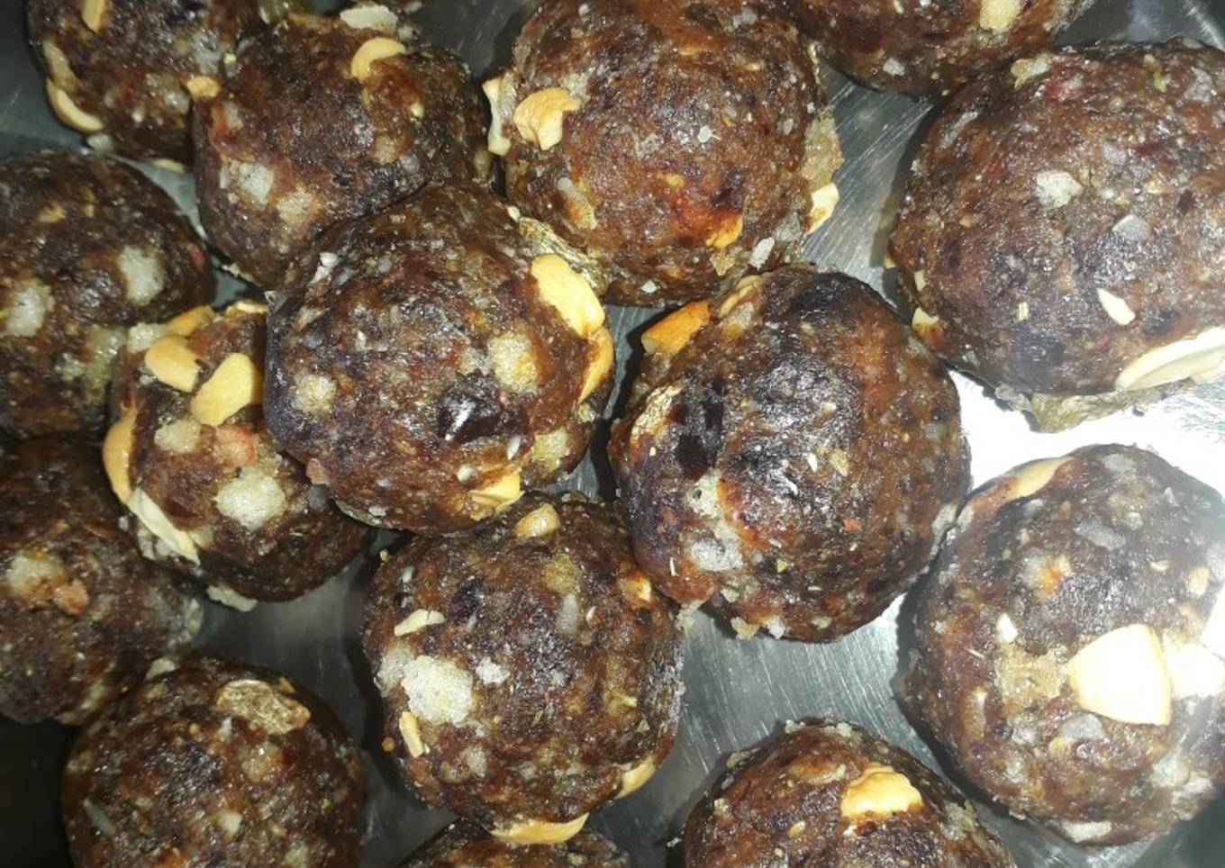 Super healthy Dates Dryfruits Laddu