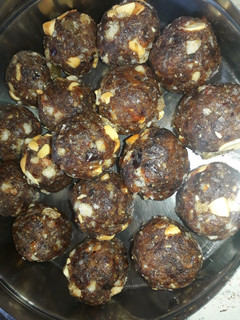 A picture of Super healthy Dates Dryfruits Laddu.