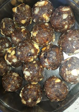 A picture of Super healthy Dates Dryfruits Laddu.