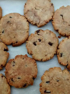 Una foto de Galletas de coco y chocolate (SIN GLUTEN)