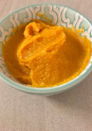 Une photo de Purée patate douce / lait de coco / blanc de dinde / curry