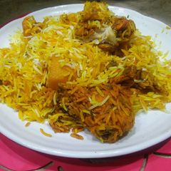 A picture of Chicken biryani.