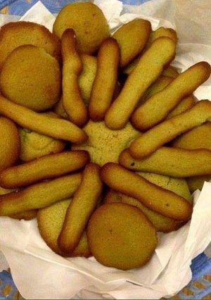 Hình của món Bánh lưỡi mèo vị trà xanh.