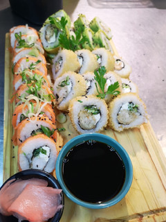 Una foto de Sushi