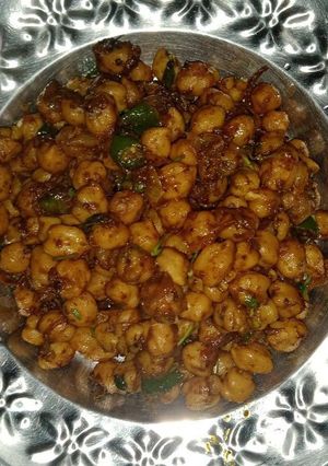 A picture of Chana masala.