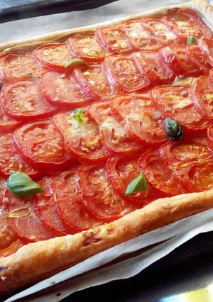 Une photo de Tarte Tomate Moutarde Basilic