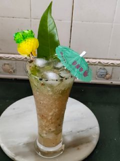 रोस्टेड आम पन्ना (roasted aam panna recipe in Hindi) रेसिपी मुख्य फोटो