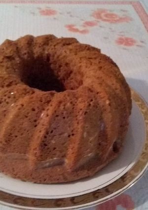 Una foto de Bizcocho sencillo de maicena y chocolate