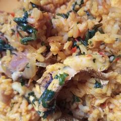 A picture of Red oil fish rice and chicken.