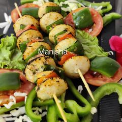 A picture of Tandoori Idli Tikka.