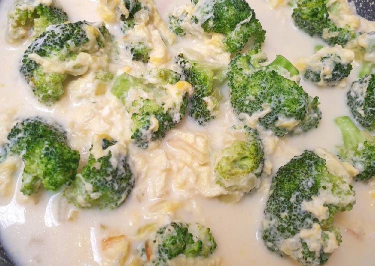 Bahan memasak Sup brokoli kuah susu Lezat