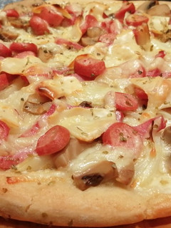 Una foto de Pizza Carbonara