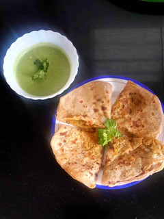 பச்சை பயறு ஸ்டஃப்டு சப்பாத்தி செய்முறை முக்கிய புகைப்படம்