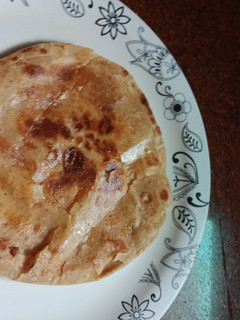 नमक मिर्च पराठा (namak mirch ka paratha recipe in Hindi) रेसिपी मुख्य फोटो