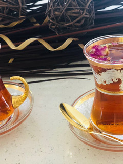 A picture of Kashmiri Kahwa (Tea).