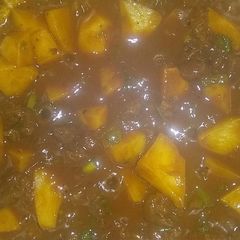 A picture of Potato beef stew.