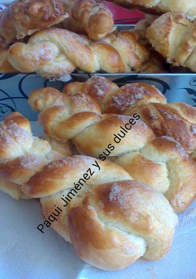 Una foto de Trenzas de brioche con anís