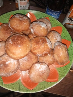 A picture of Donuts.