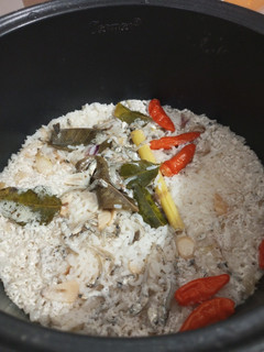 Foto resep Nasi Liwet Teri Rice Cooker