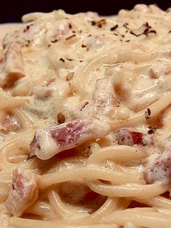 Una foto de 🌞Espaguetis a la carbonara🌞