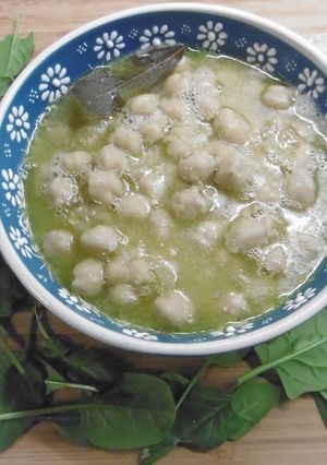 A picture of Lemon flavored Chickpea Soup.