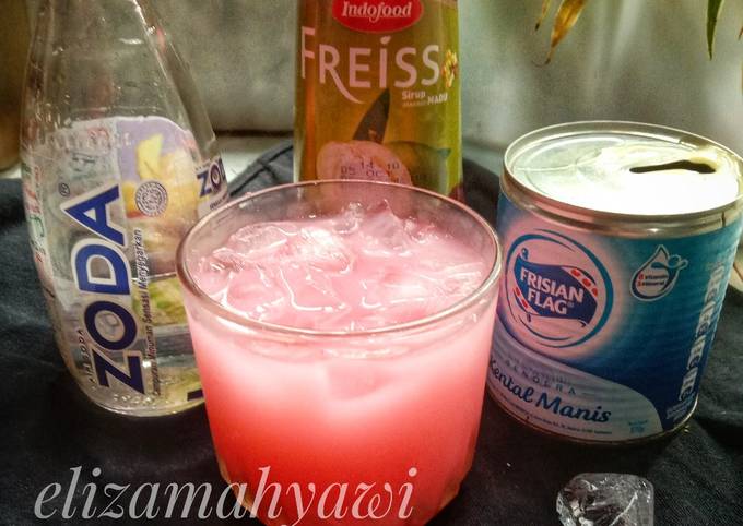 Resep Soda Gembira Cocopandan Oleh Eliza Mahyawi Cookpad