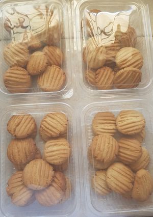 A picture of Yummy home made butter cookies 😋.