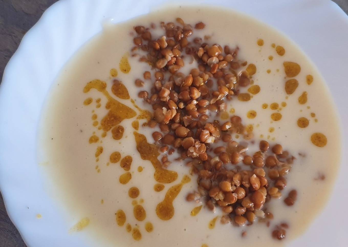 Vichyssoise de coco con lentejas