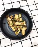 NẤM ĐÙI GÀ NON XÀO THỊT BĂM (blw)