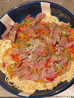 Une photo de Bœuf sauté aux poivrons