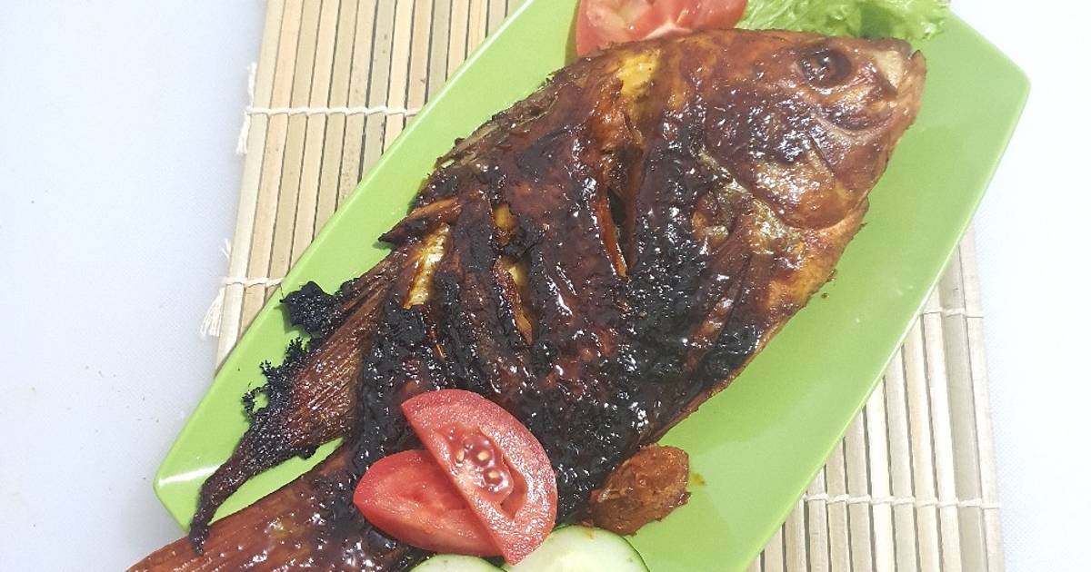 Resep Ikan Bakar Kecap Simpel Ala Fe Oleh CIA Febri - Cookpad