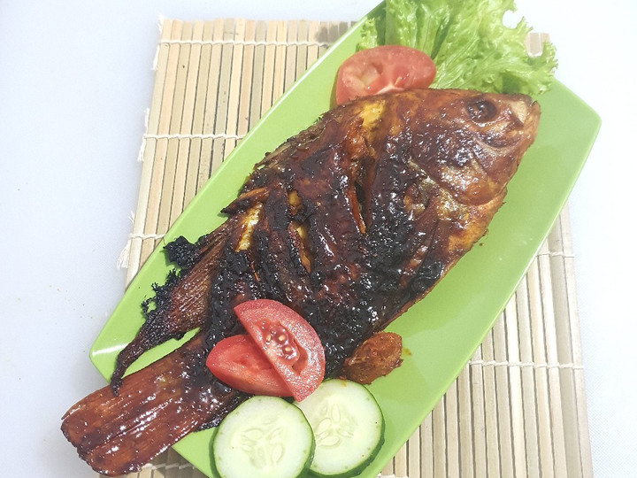 Bagaimana Membuat Ikan bakar kecap simpel ala fe Anti Gagal