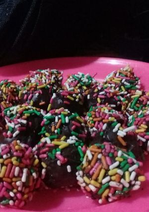 Foto resep Bola Bola Cokelat Simpel
