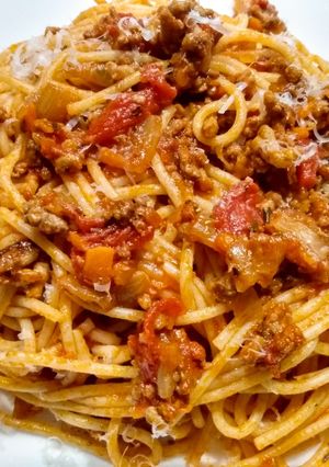 A picture of Easiest spaghetti bolognese.