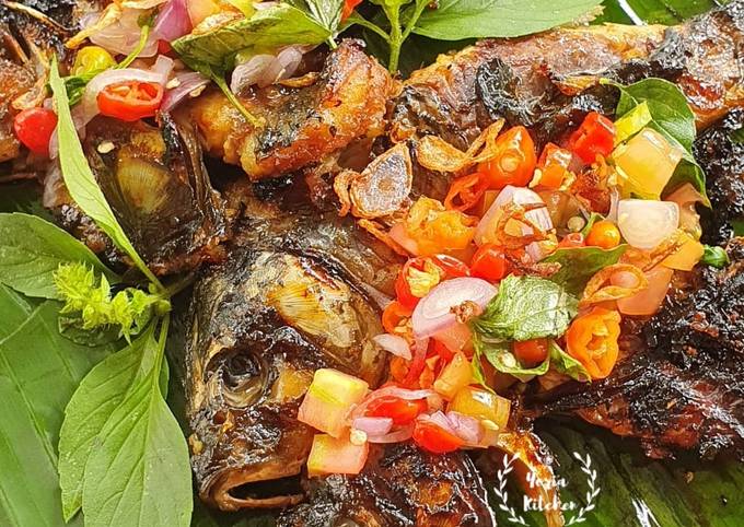 Ikan Mas Bakar Teflon Sambal Dabu-Dabu