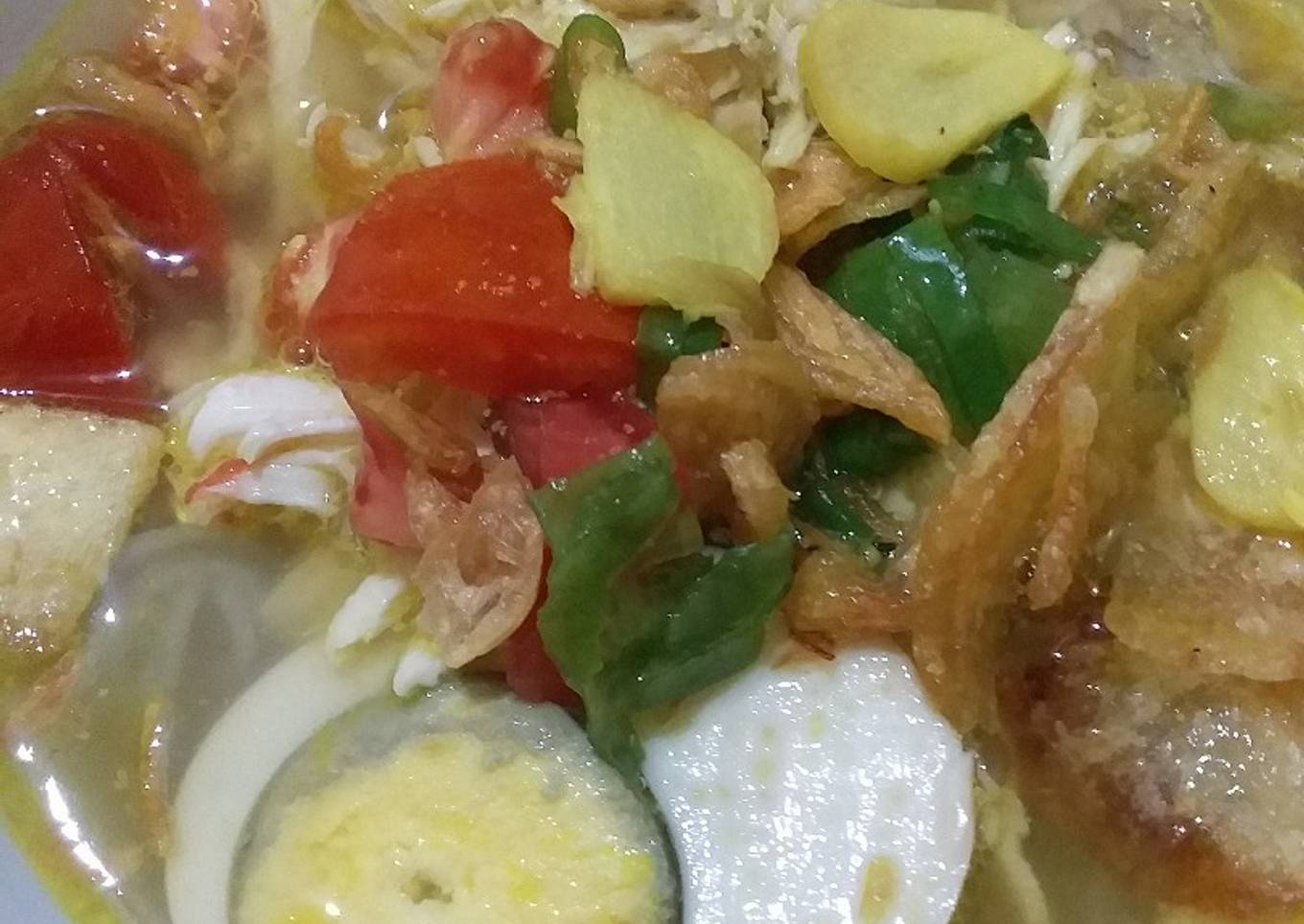 Soto ayam kuah kuning