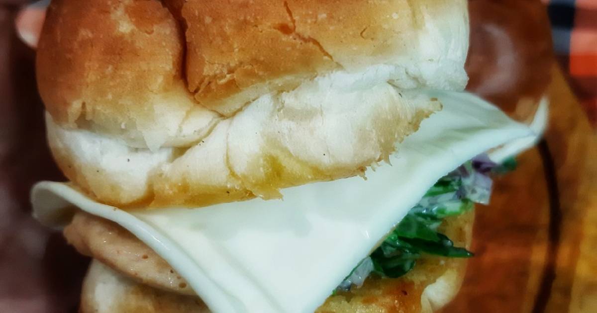 Chicken Salami Burger Recipe by Jibita Khanna Cookpad