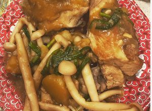 Hình của món Gà sốt nấm.