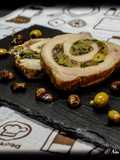 Arrosto di lonza farcito con scarola, olive, capperi e acciughe
