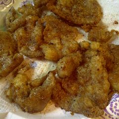 A picture of Fried Chicken skins, again!.