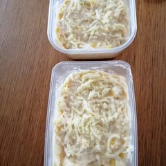 A picture of Maja Blanca.