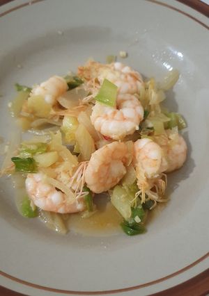 Foto resep Crevettes au Poireaux (Udang Bawang Mentega)