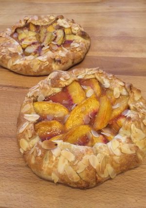 Őszibarackos galette recept fotója
