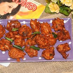 Chemmeen Pakoda / Kerala Style Shrimp Fritters #starters A picture of Chemmeen Pakoda / Kerala Style Shrimp Fritters #starters.
