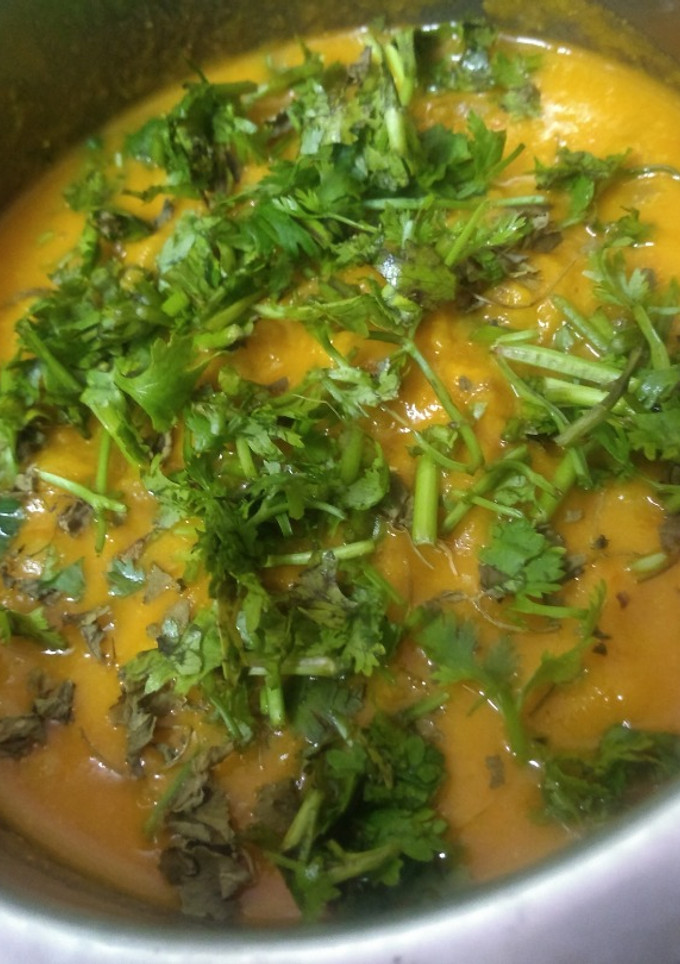 மட்டர் பட்டர் மசாலா செய்முறை முக்கிய புகைப்படம்
