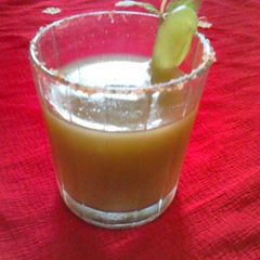 A picture of Grapes and mint juice.